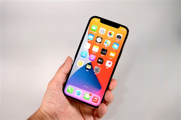 长汀苹果手机维修分享iOS 14.2修订版已到，专属iPhone 12系列 
