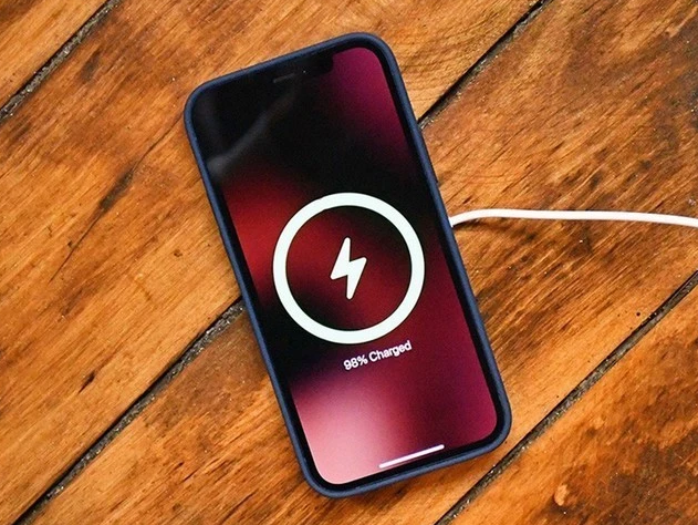 长汀苹果手机维修分享iPhone 12可以随便充电吗 